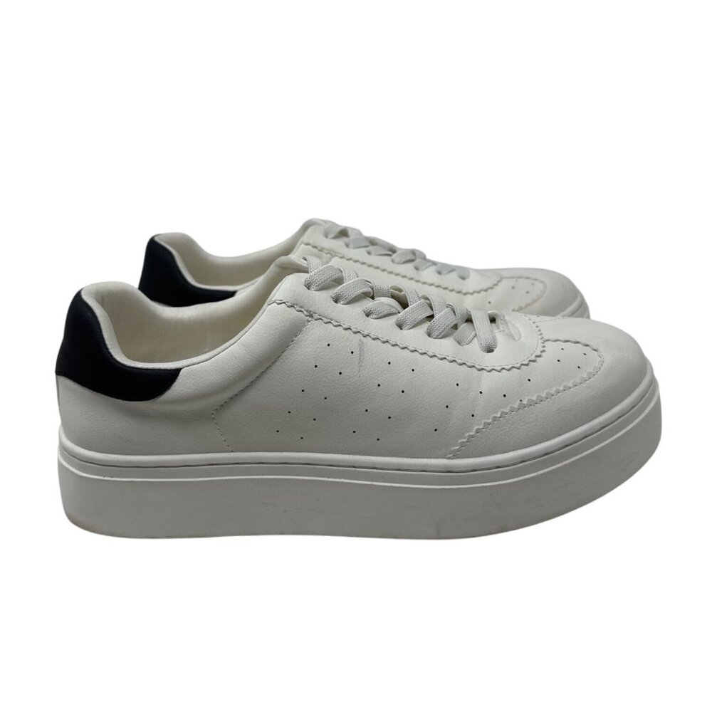 Lane Bryant Dream Cloud Faux-Lace-Up Sneaker Size 8W